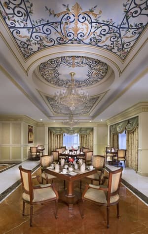 thumbnail: Restaurant