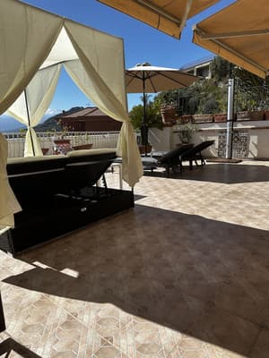 thumbnail: Terrace/patio