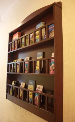 thumbnail: Interior detail