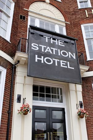 thumbnail: Exterior