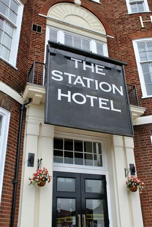 thumbnail: Exterior