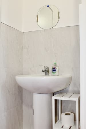 thumbnail: Bathroom