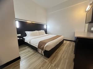 thumbnail: Room
