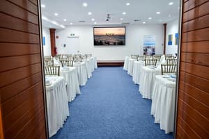 thumbnail: Banquet hall
