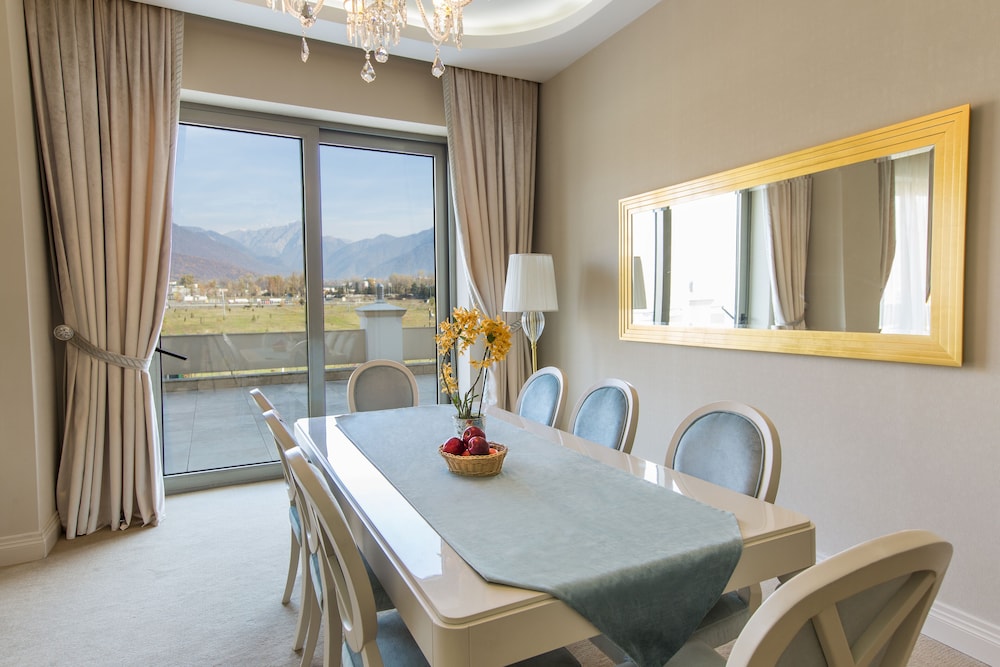In-room dining