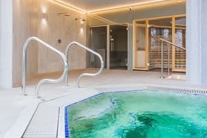 thumbnail: Indoor spa tub