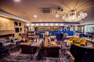 thumbnail: Bar (on property)