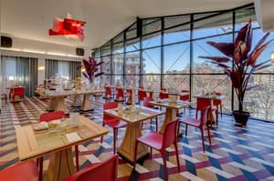 thumbnail: Restaurant
