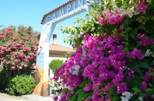 thumbnail: Property entrance