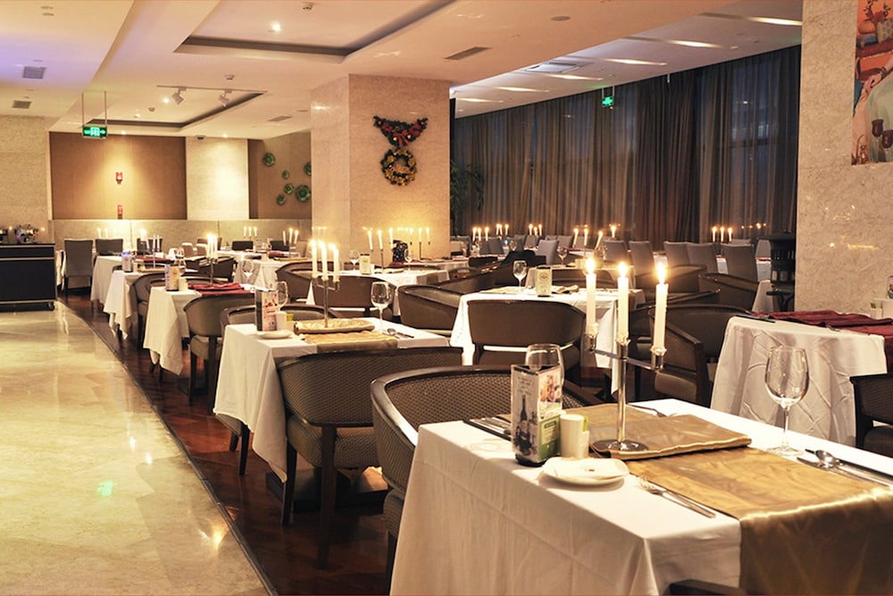 Room service - dining