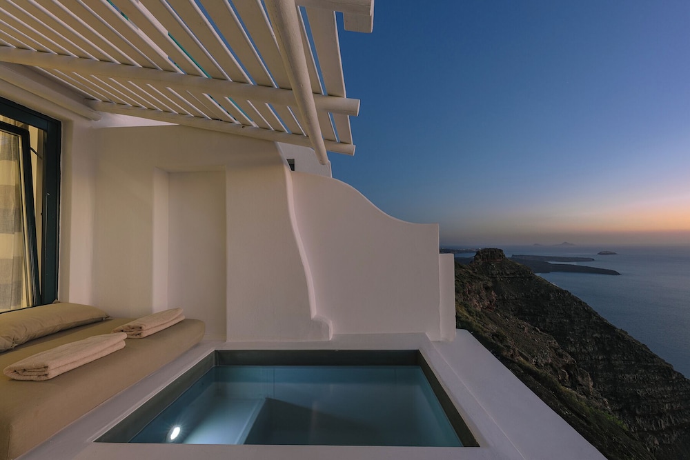 Jetted tub