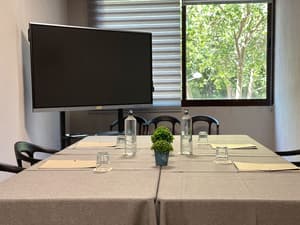 thumbnail: Reception hall