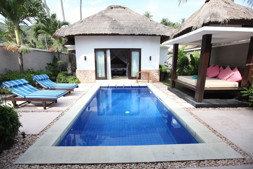 Private pool
