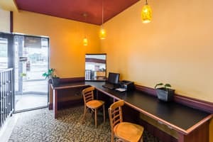 thumbnail: Business center