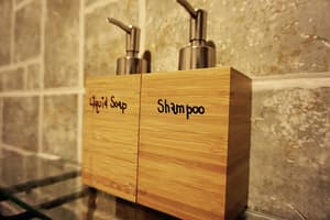 thumbnail: Bathroom amenities