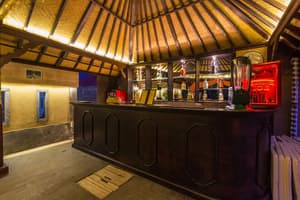 thumbnail: Restaurant