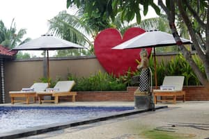 thumbnail: Garden view