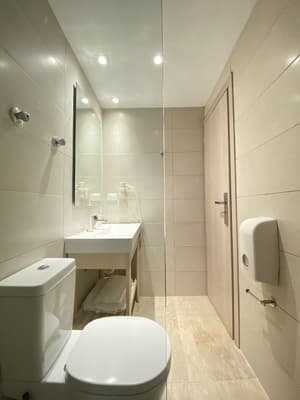 thumbnail: Bathroom