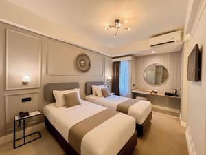 thumbnail: Room