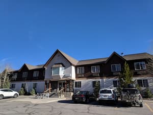 thumbnail: Exterior