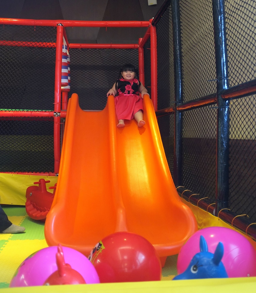 Children's play area - indoor