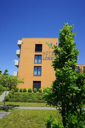 thumbnail: Exterior