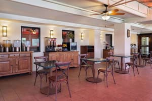 thumbnail: Breakfast area