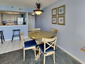 thumbnail: Dining