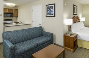 thumbnail: In-room dining
