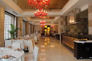 thumbnail: Restaurant