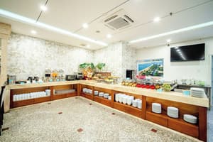thumbnail: Restaurant
