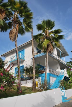 thumbnail: Exterior
