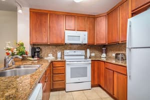 thumbnail: Private kitchenette