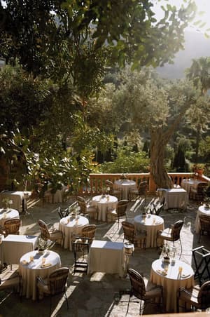 thumbnail: Restaurant
