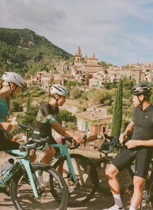 thumbnail: Bicycling