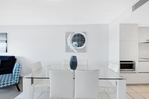 thumbnail: In-room dining