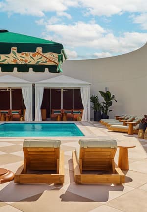 thumbnail: Pool
