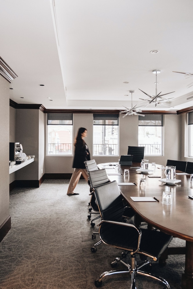 Meeting facility