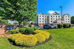 Mainstay Suites Airport