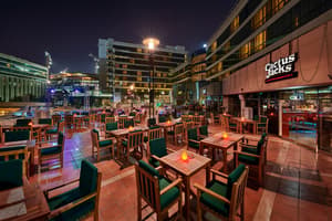 thumbnail: Restaurant