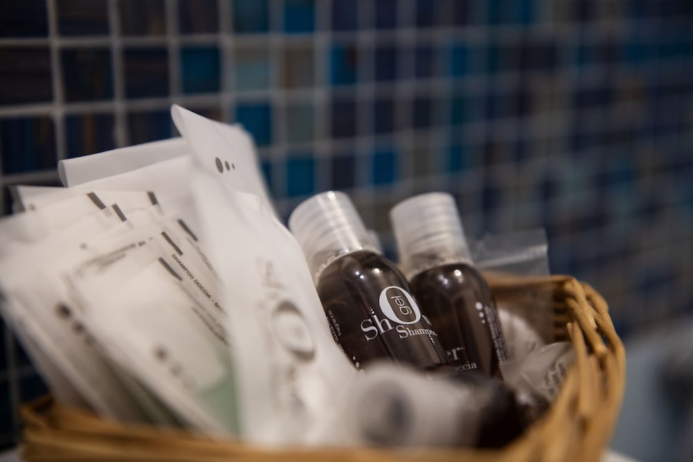 Bathroom amenities