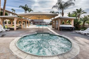 thumbnail: Pool
