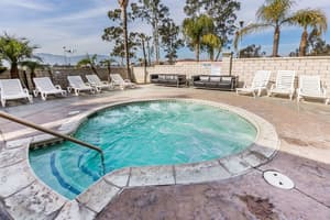 thumbnail: Pool