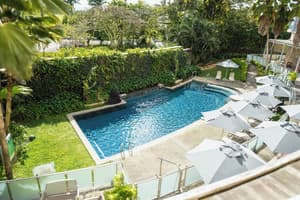 thumbnail: Pool