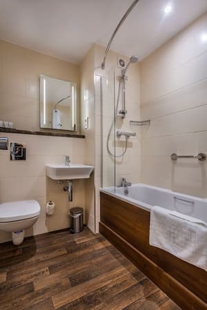 thumbnail: Bathroom
