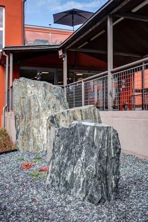 thumbnail: Property entrance