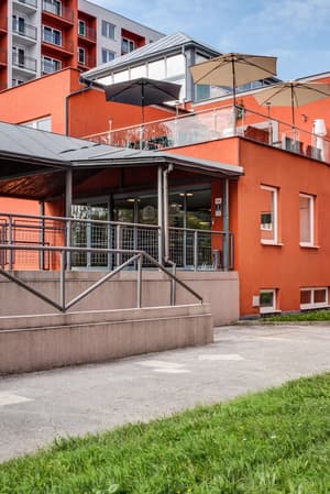 thumbnail: Property entrance
