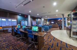 thumbnail: Business center