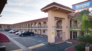 thumbnail: Exterior