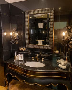 thumbnail: Bathroom